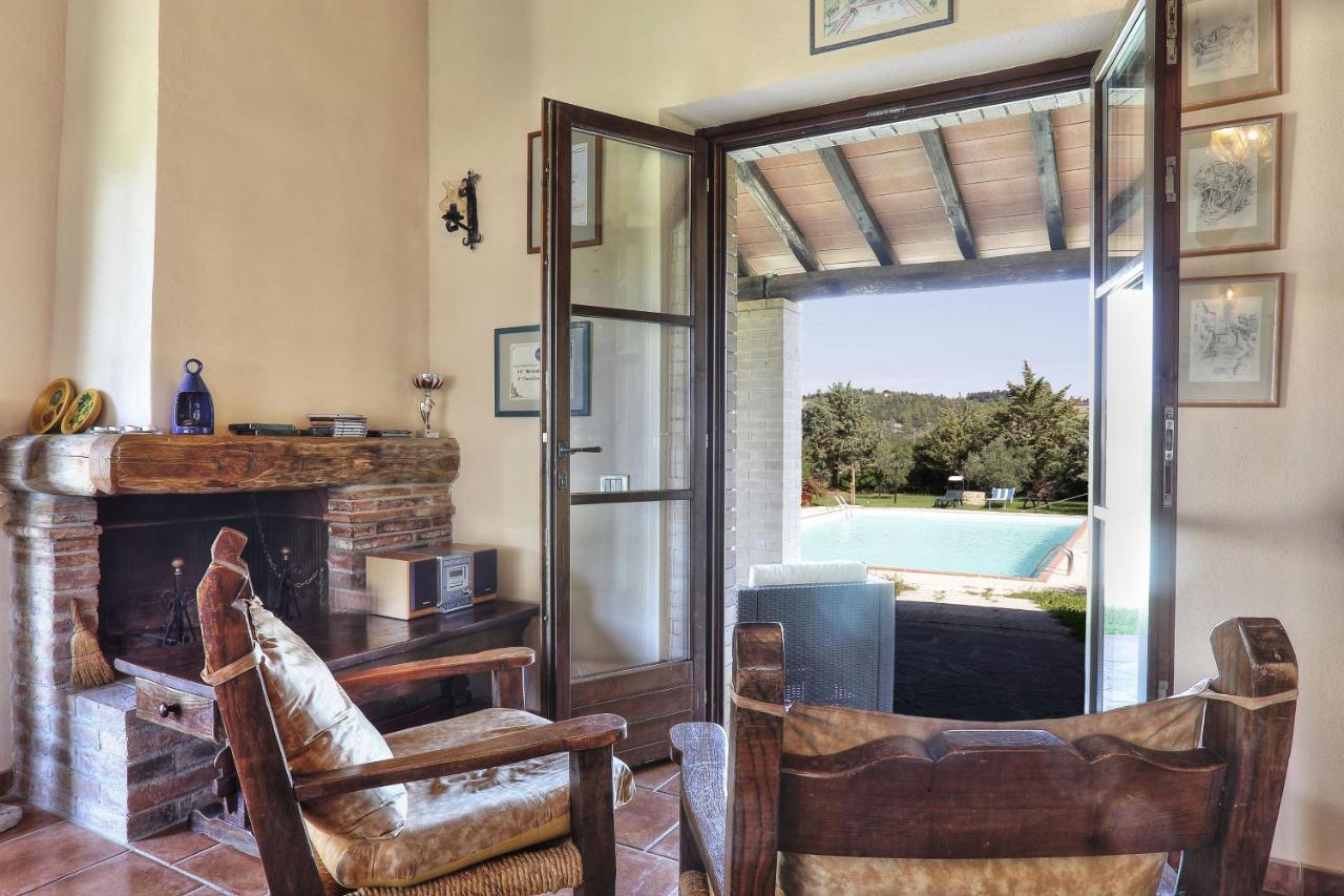 Appartamento Uva - Agriturismo Le Selvole Pomarance Eksteriør billede