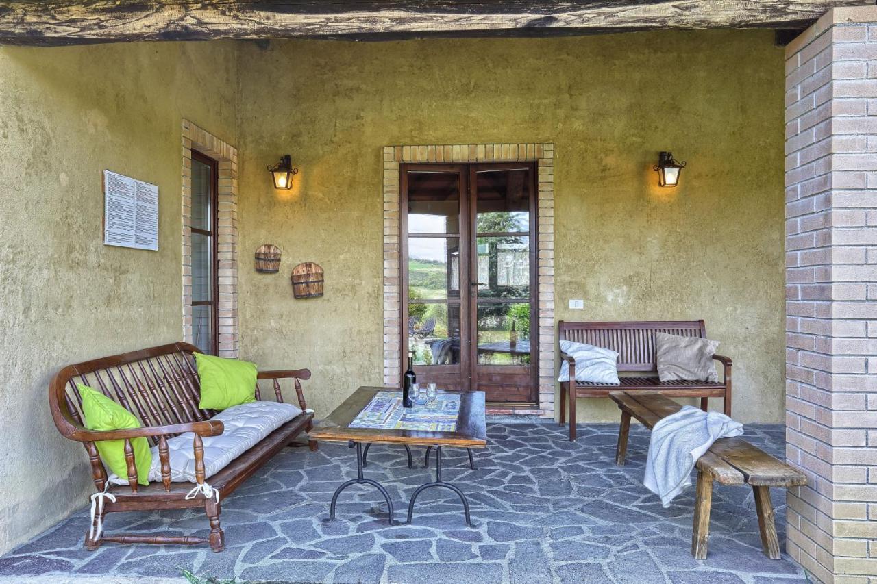 Appartamento Uva - Agriturismo Le Selvole Pomarance Eksteriør billede