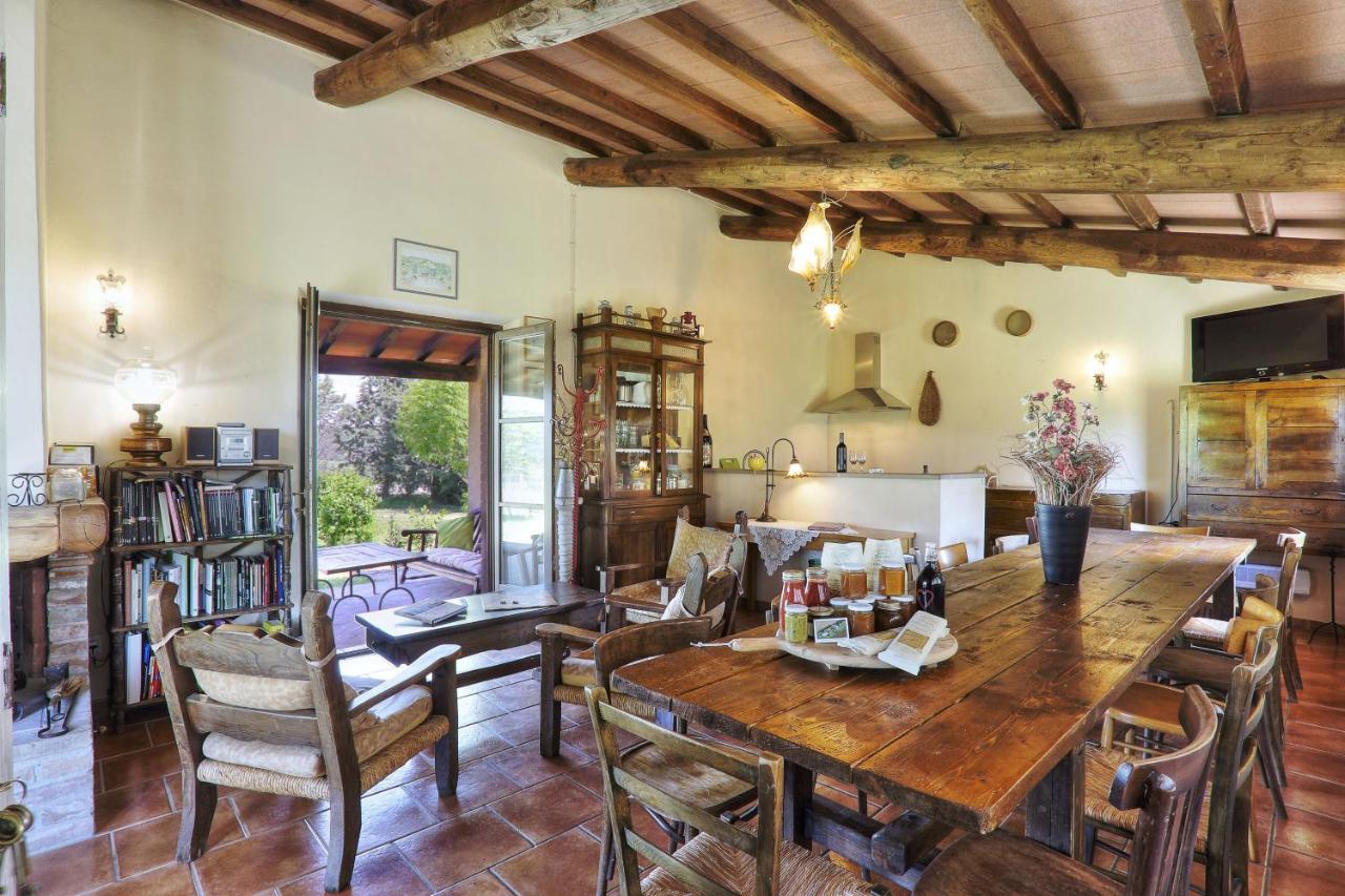 Appartamento Uva - Agriturismo Le Selvole Pomarance Eksteriør billede